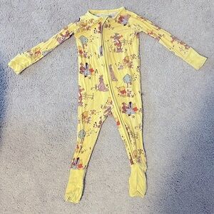 Little Sleepies | Playtime With Pooh Zippy (6-12) 🍯